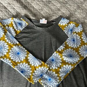 LuLaRoe shirt